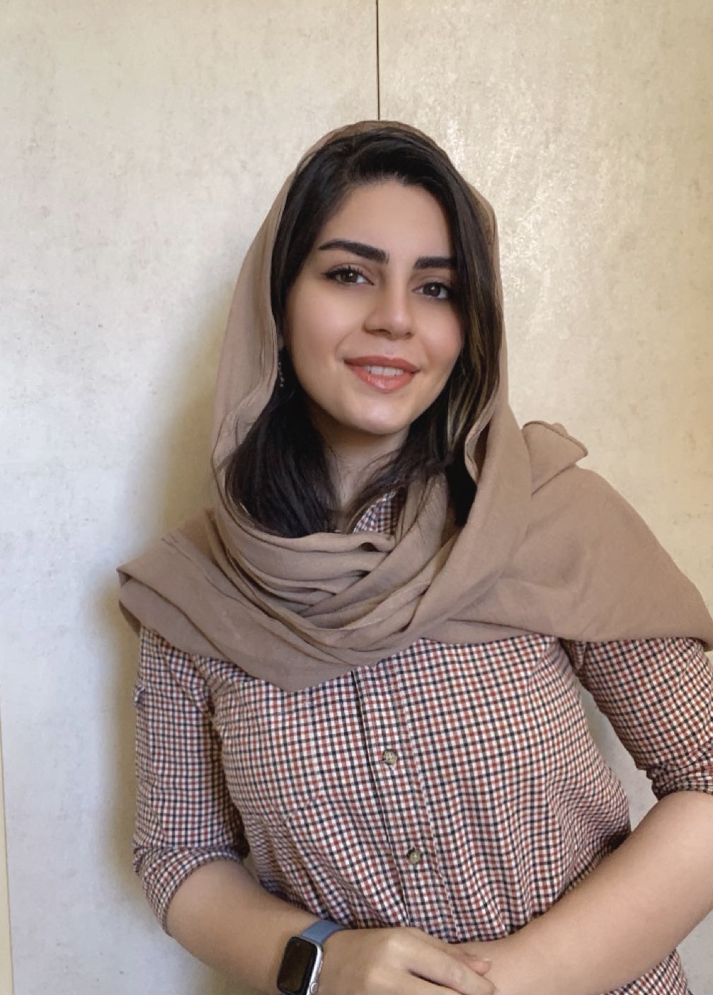 درباره ما 5 آیدا میرزایی